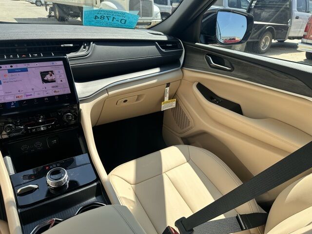 2025 Jeep Grand Cherokee Limited Watertown SD