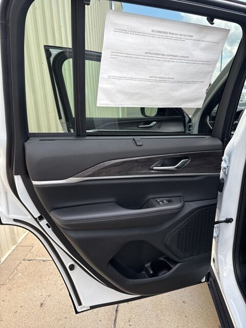 2025 Jeep Grand Cherokee Limited Watertown SD