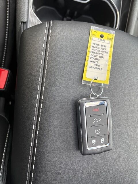 2025 Jeep Grand Cherokee Limited Watertown SD