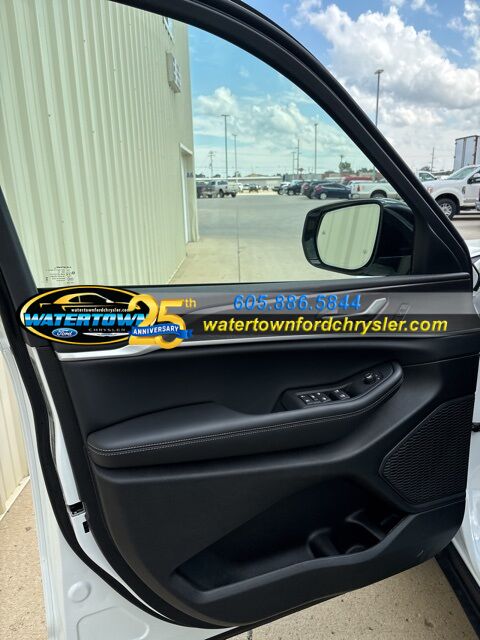 2025 Jeep Grand Cherokee Limited Watertown SD