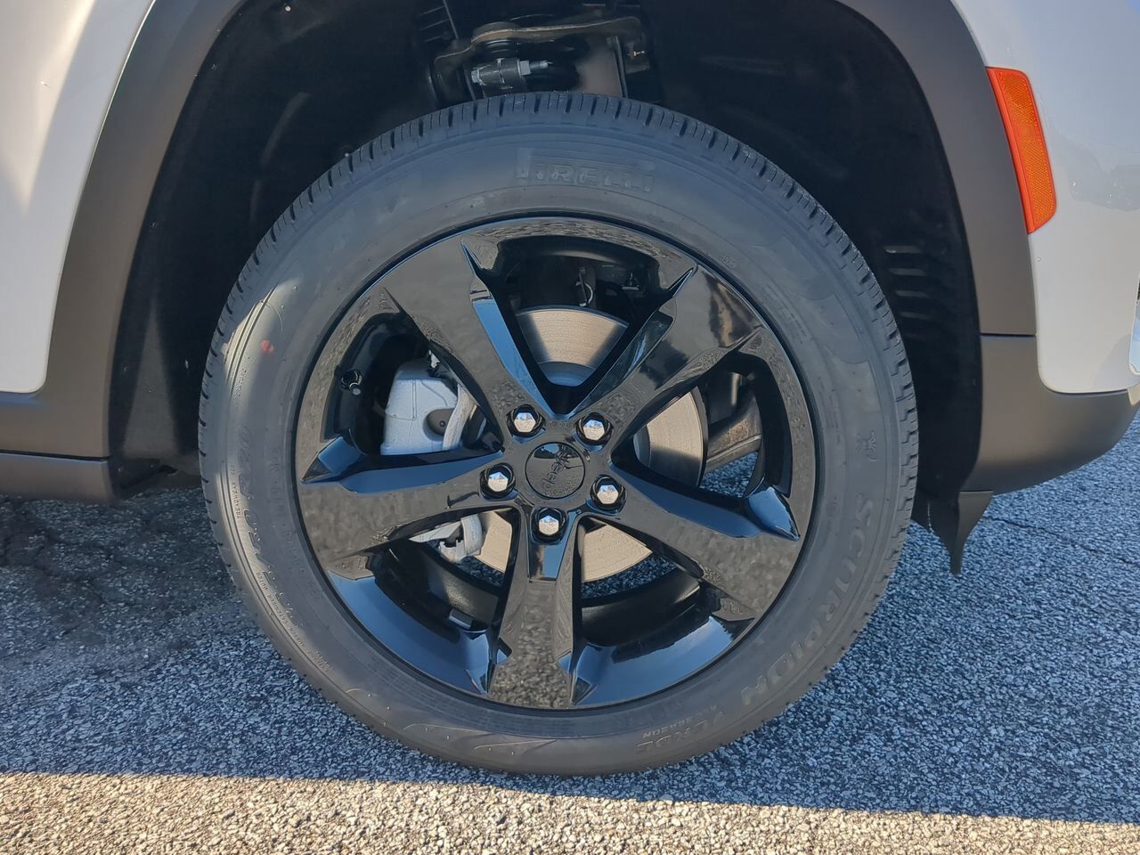 2025 Jeep Grand Cherokee Limited Winder GA