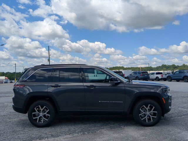 2025 Jeep Grand Cherokee Limited Winder GA