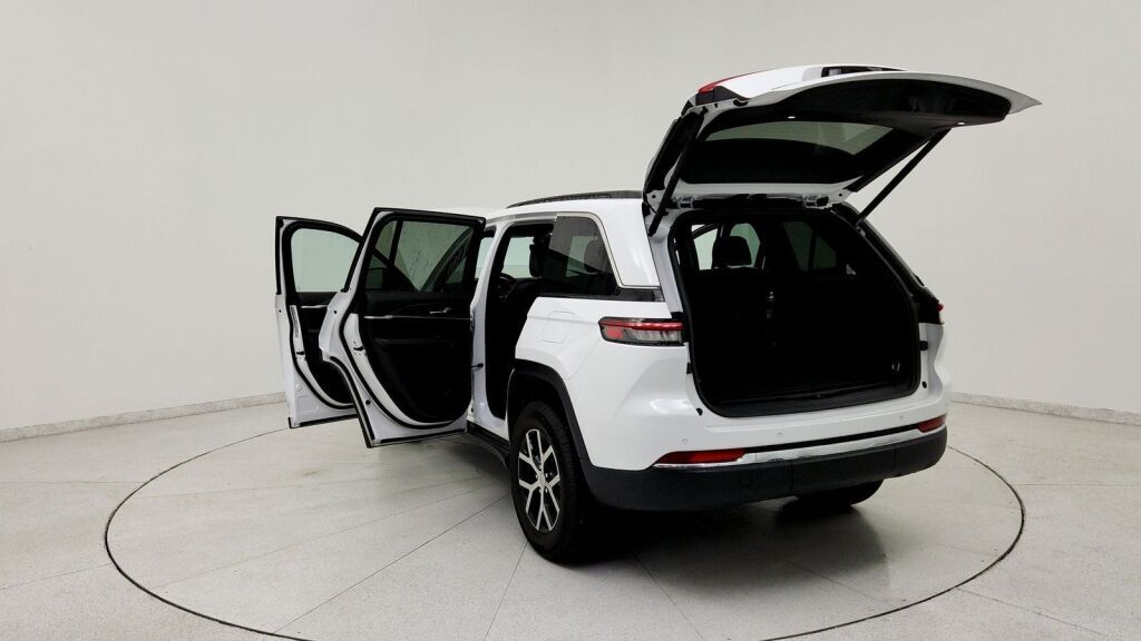 2025 Jeep Grand Cherokee Limited Laurel MD