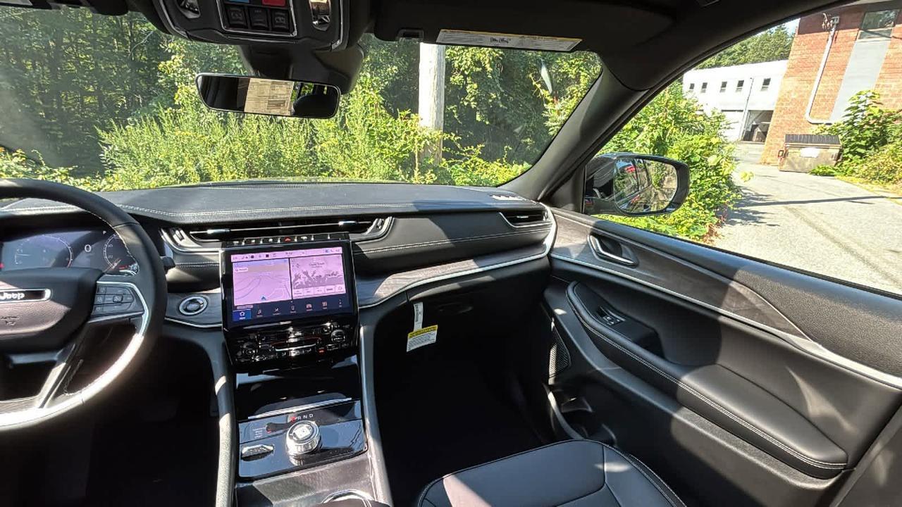 2025 Jeep Grand Cherokee Limited Hudson MA