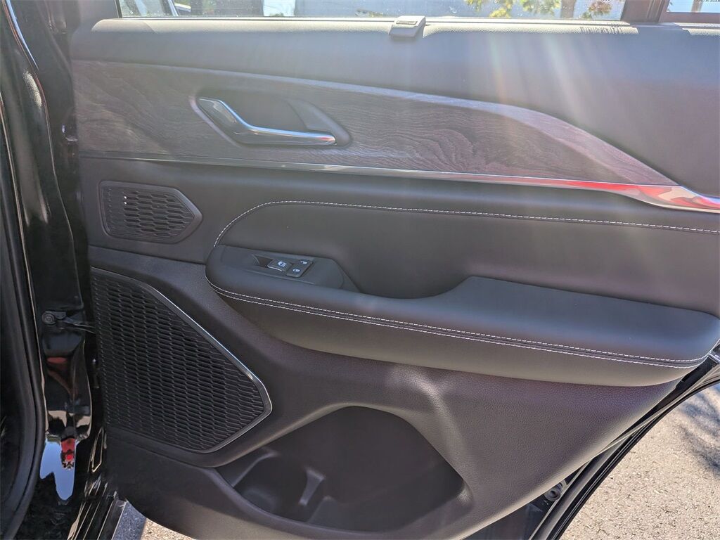 2025 Jeep Grand Cherokee Overland Gresham OR