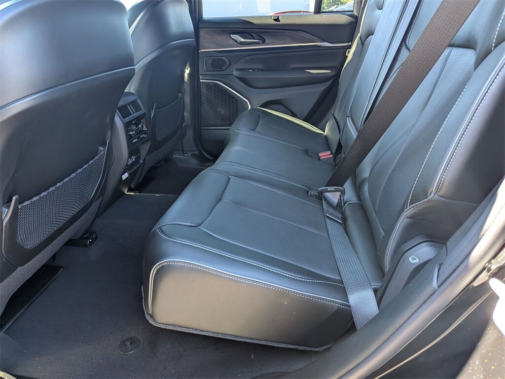 2025 Jeep Grand Cherokee Overland Gresham OR