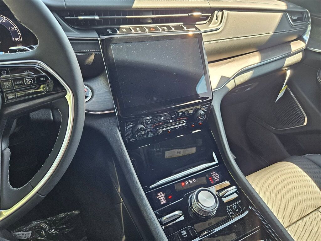 2025 Jeep Grand Cherokee Overland Gresham OR