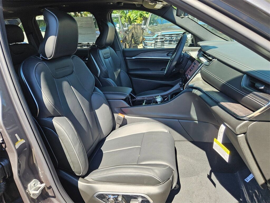 2025 Jeep Grand Cherokee Overland Gresham OR