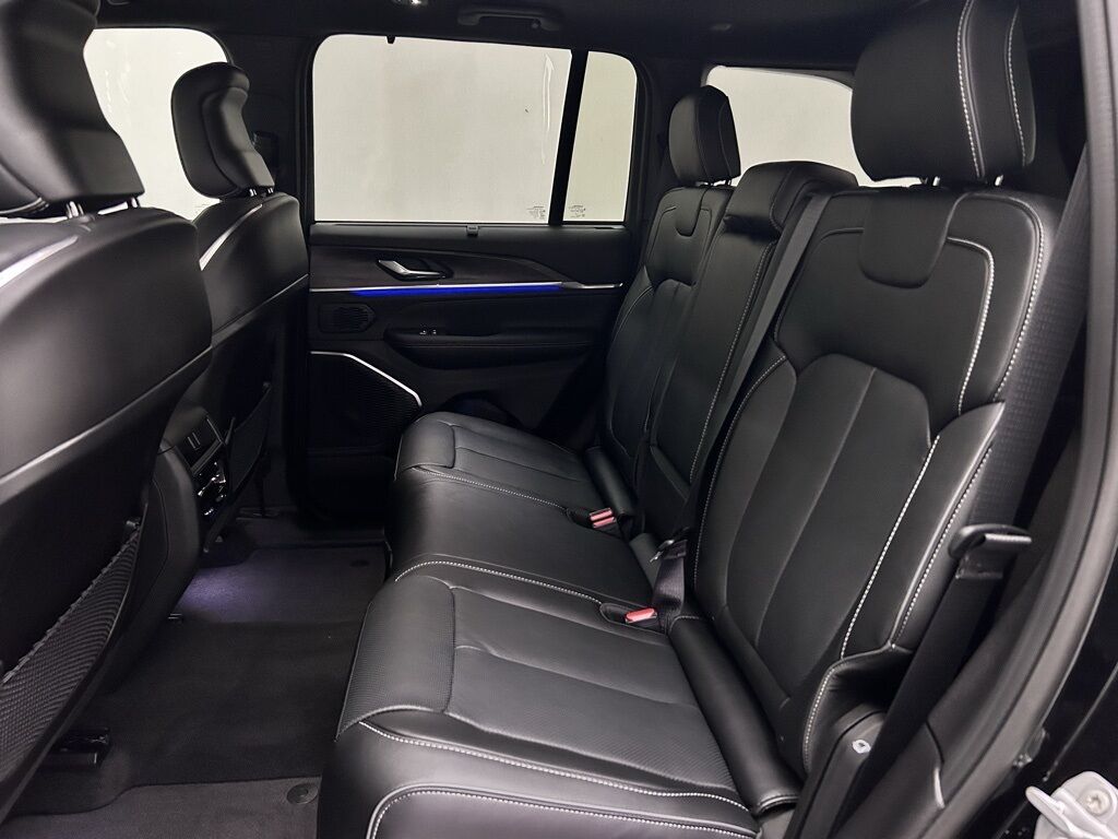 2025 Jeep Grand Cherokee Overland Portland OR