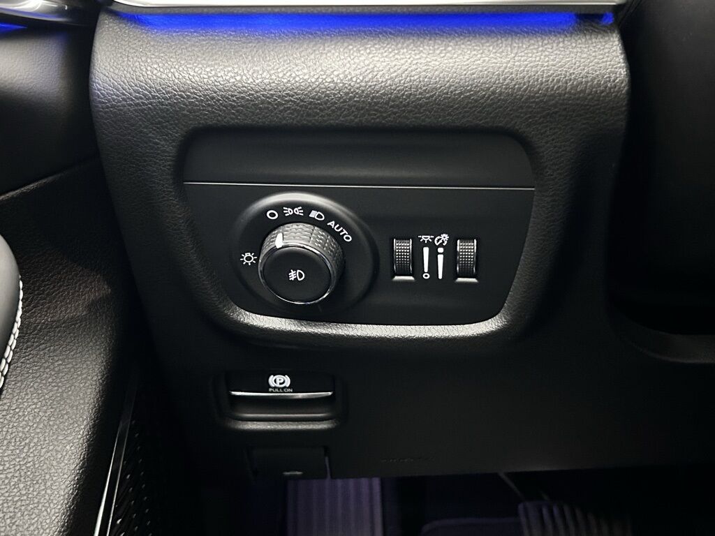 2025 Jeep Grand Cherokee Overland Portland OR