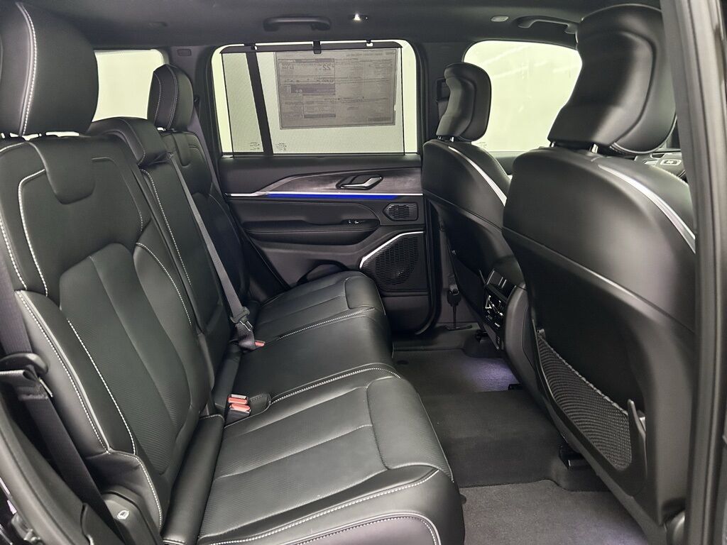 2025 Jeep Grand Cherokee Overland Portland OR