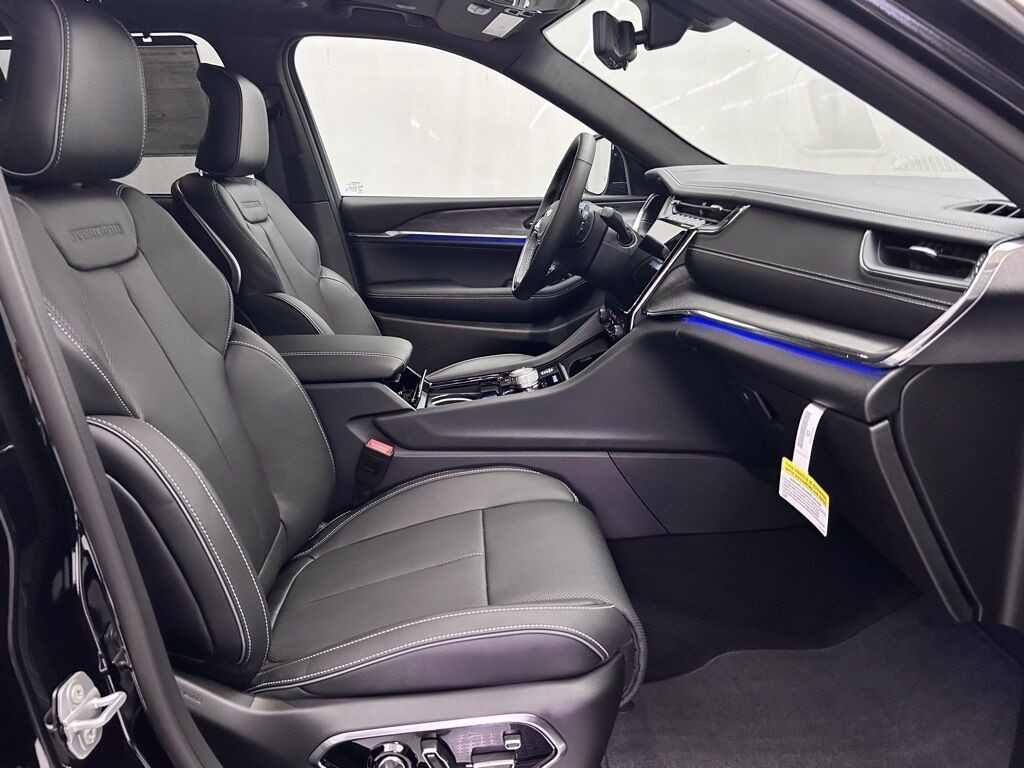 2025 Jeep Grand Cherokee Overland Portland OR