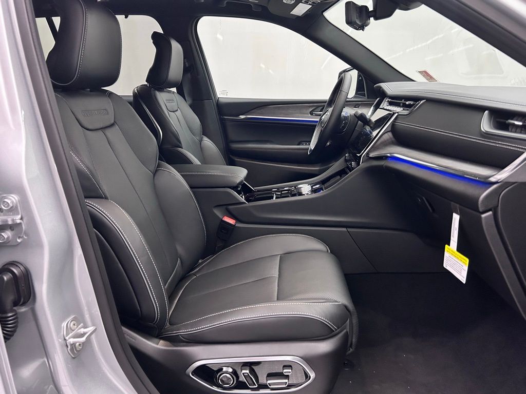 2025 Jeep Grand Cherokee Overland Portland OR