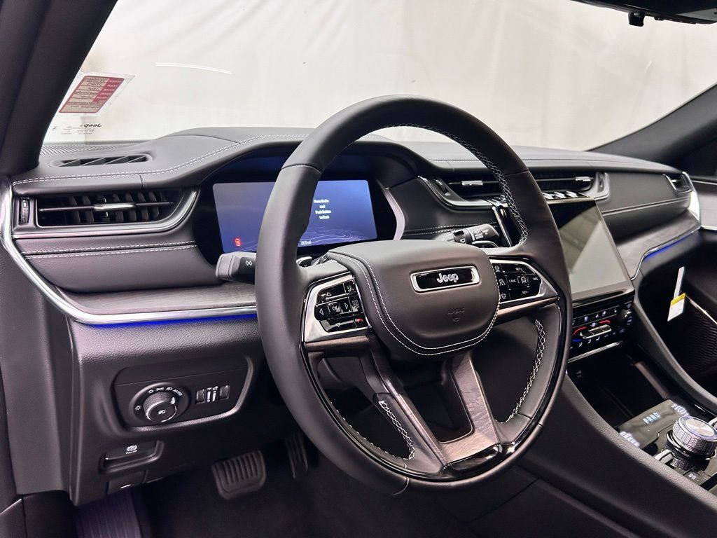 2025 Jeep Grand Cherokee Overland Portland OR