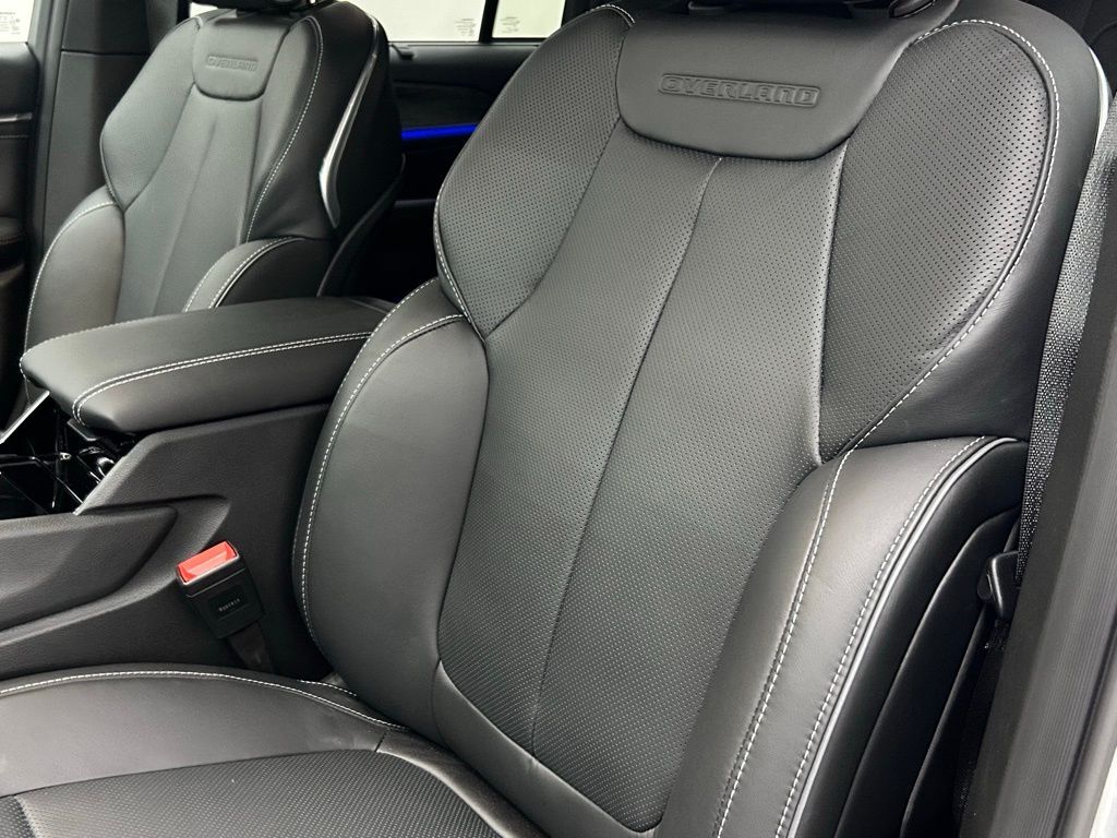 2025 Jeep Grand Cherokee Overland Portland OR