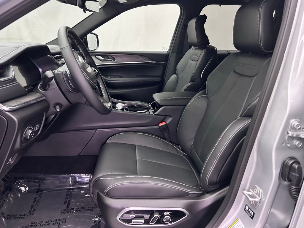 2025 Jeep Grand Cherokee Overland Portland OR