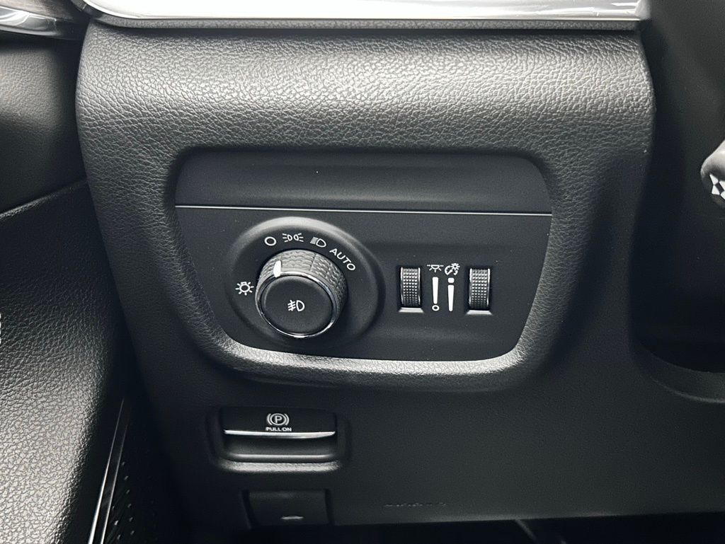 2025 Jeep Grand Cherokee Overland Portland OR