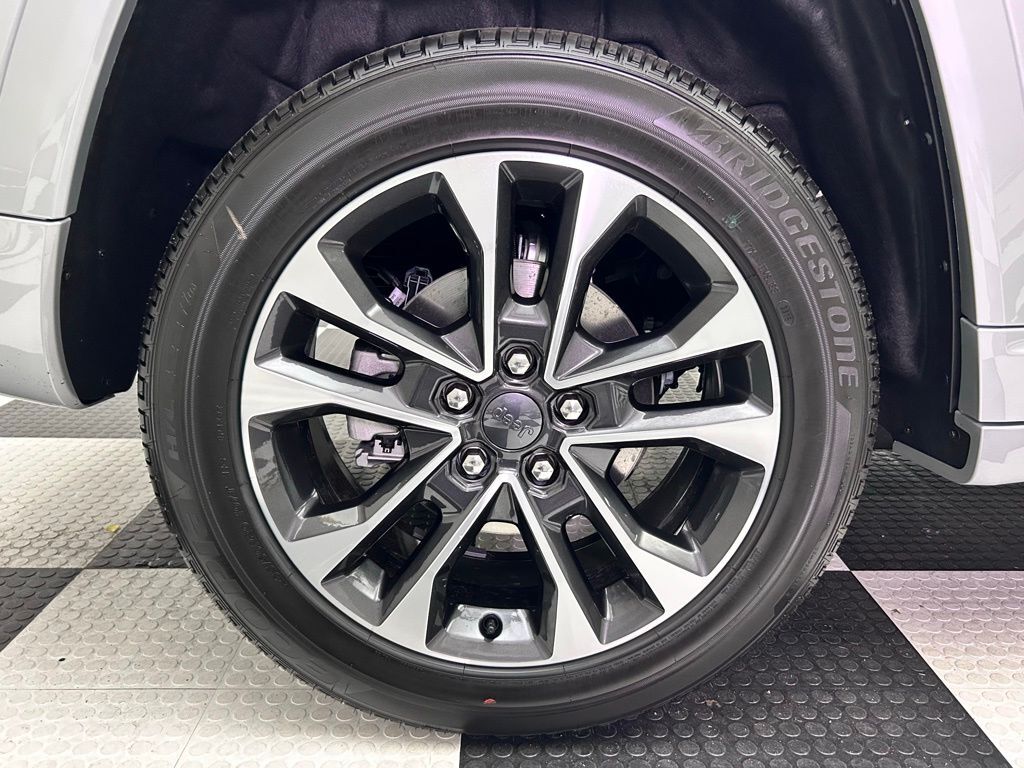 2025 Jeep Grand Cherokee Overland Portland OR