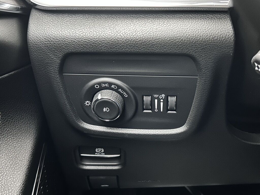 2025 Jeep Grand Cherokee Overland Portland OR