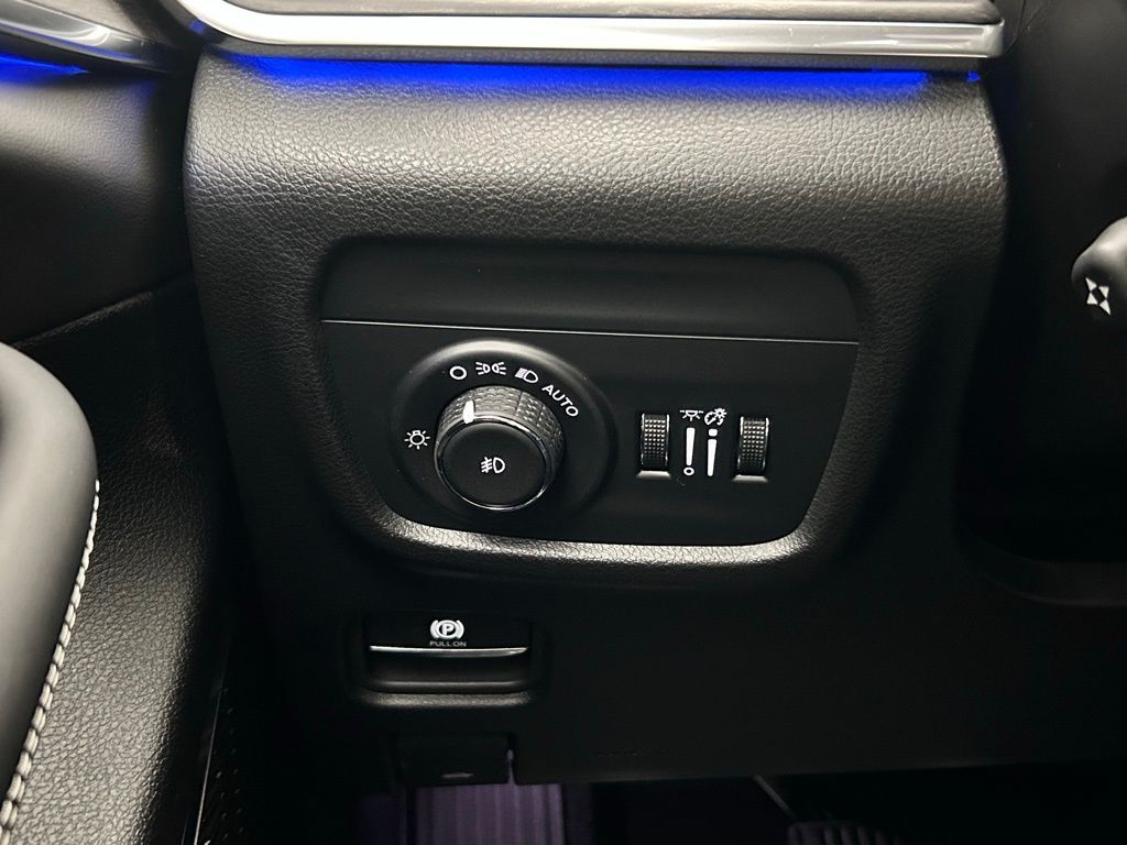 2025 Jeep Grand Cherokee Overland Portland OR