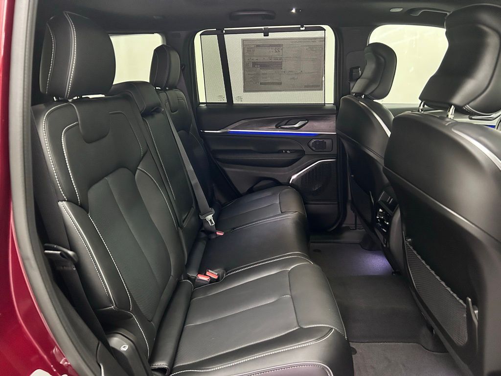 2025 Jeep Grand Cherokee Overland Portland OR