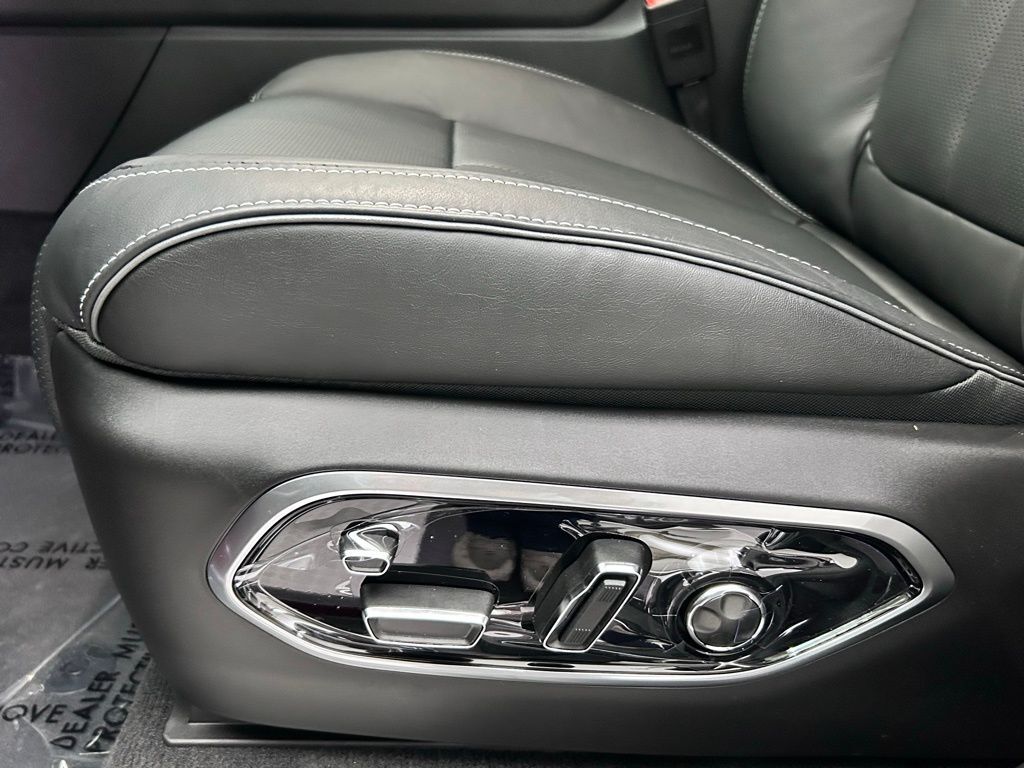 2025 Jeep Grand Cherokee Overland Portland OR