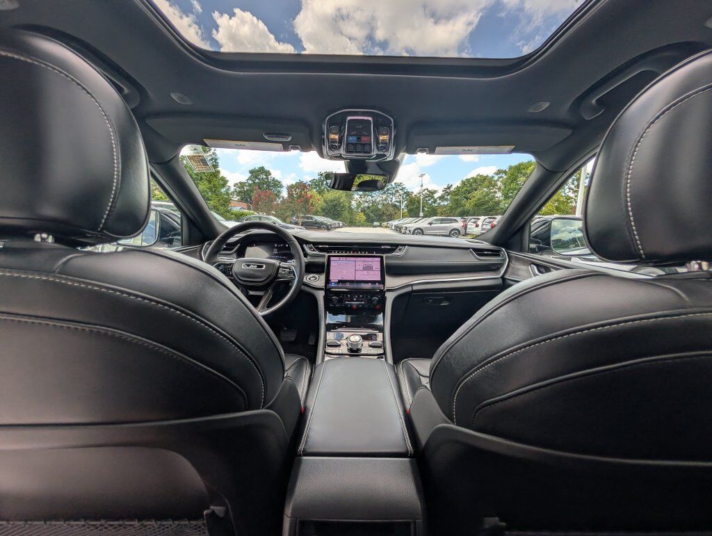 2025 Jeep Grand Cherokee Overland Hunt Valley MD