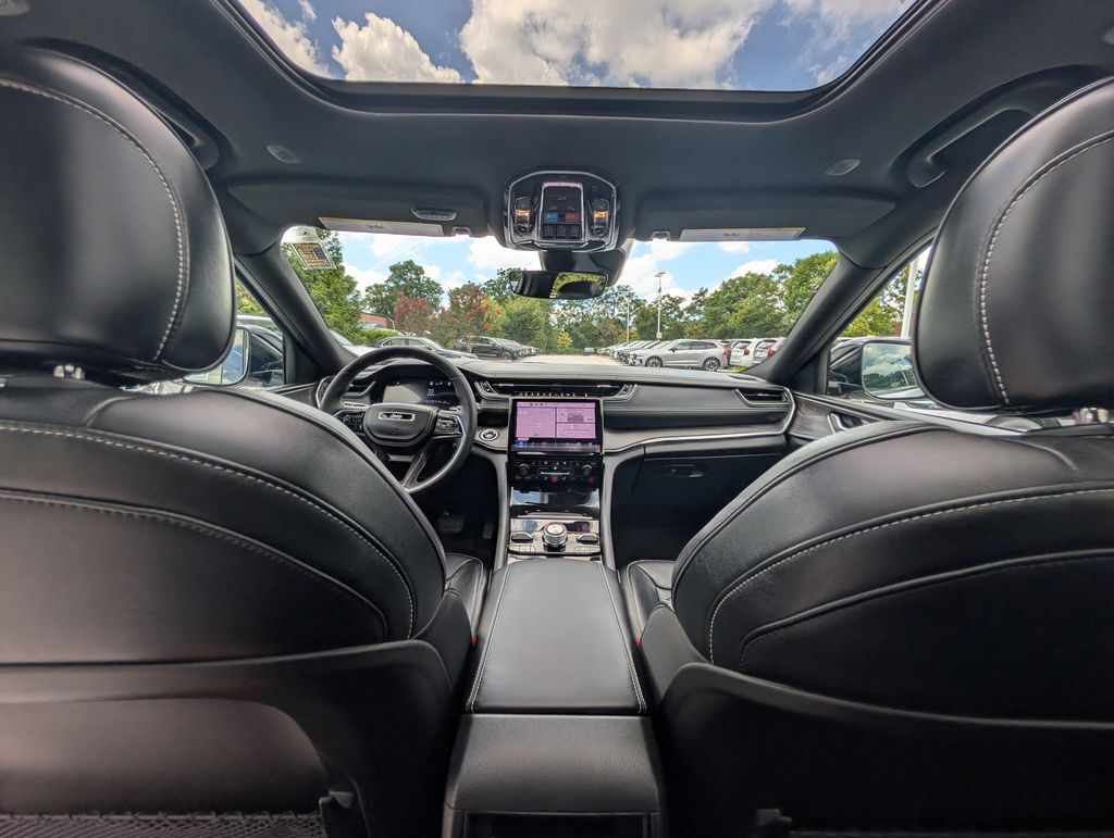 2025 Jeep Grand Cherokee Overland Hunt Valley MD