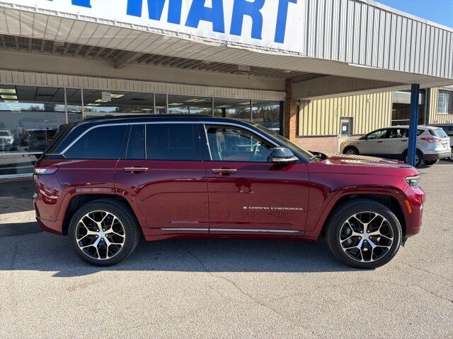 2025 Jeep Grand Cherokee Summit Cleveland OH