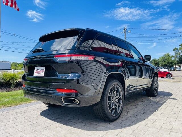 2025 Jeep Grand Cherokee Summit Marshfield MA