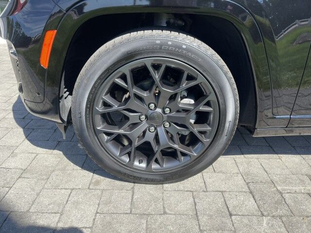 2025 Jeep Grand Cherokee Summit Marshfield MA