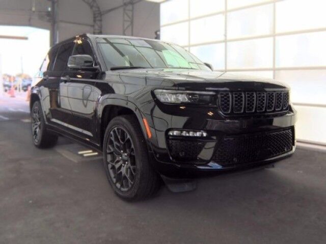 2025 Jeep Grand Cherokee Summit Marshfield MA