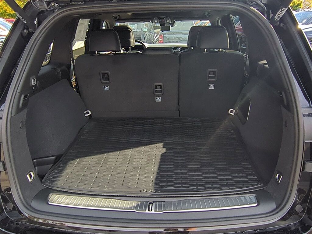 2025 Jeep Grand Cherokee Summit Gresham OR