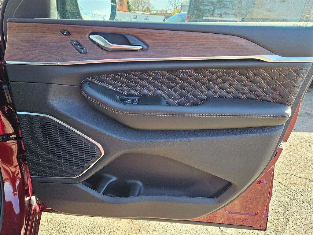 2025 Jeep Grand Cherokee Summit Gresham OR