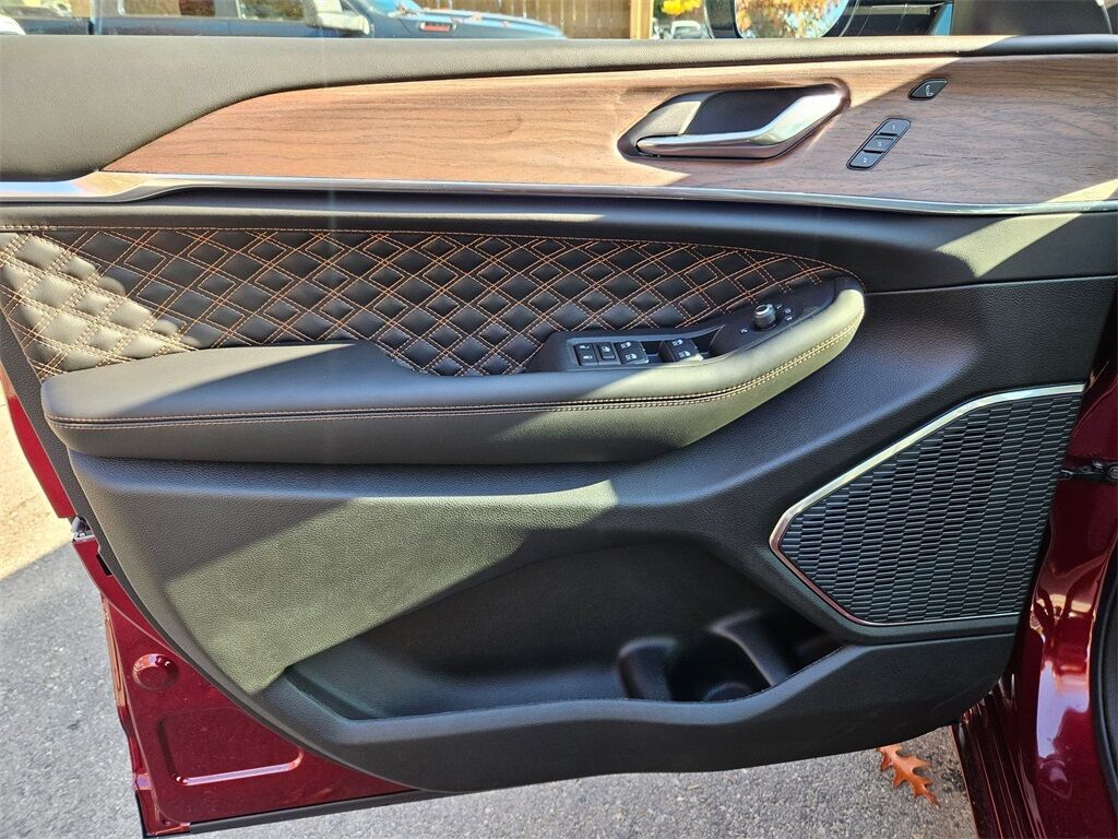 2025 Jeep Grand Cherokee Summit Gresham OR