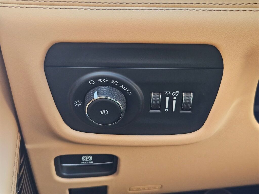 2025 Jeep Grand Cherokee Summit Gresham OR