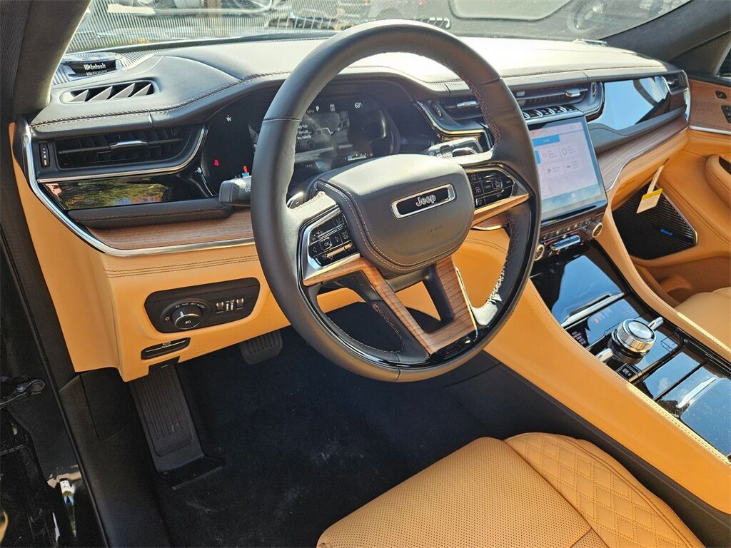 2025 Jeep Grand Cherokee Summit Gresham OR