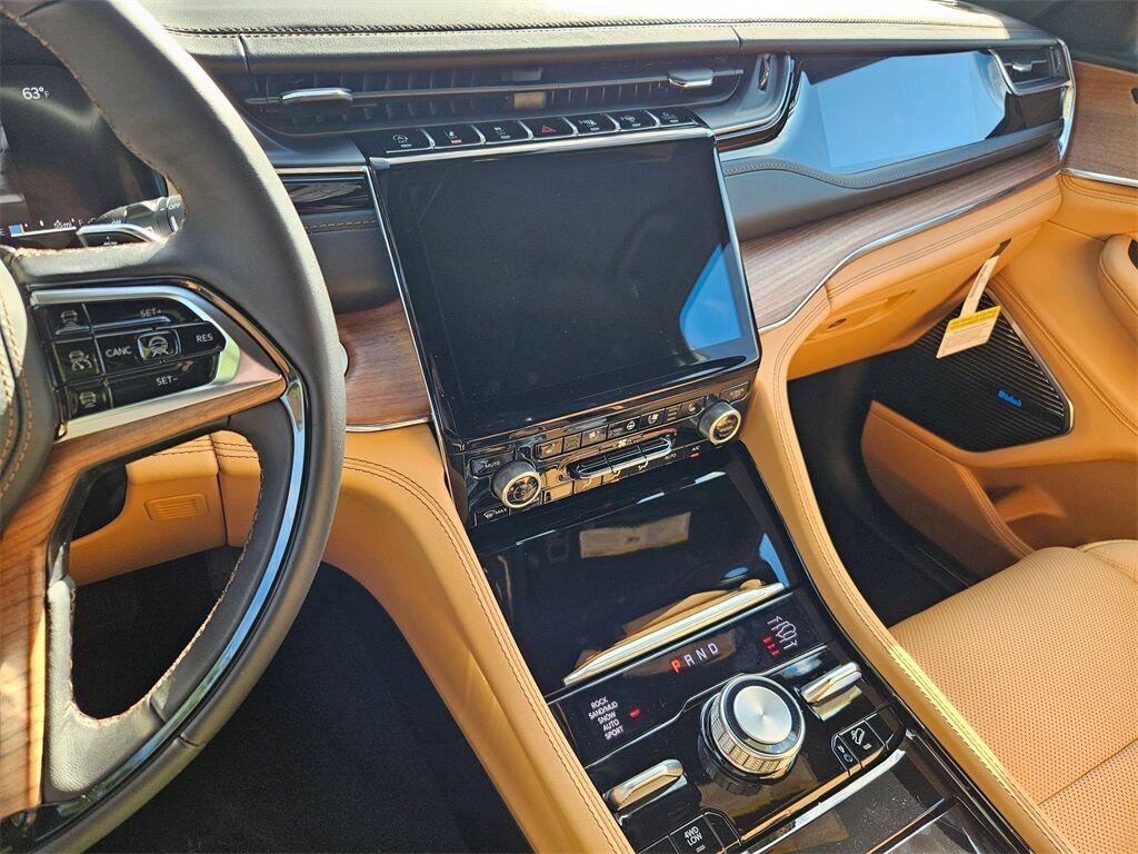 2025 Jeep Grand Cherokee Summit Gresham OR