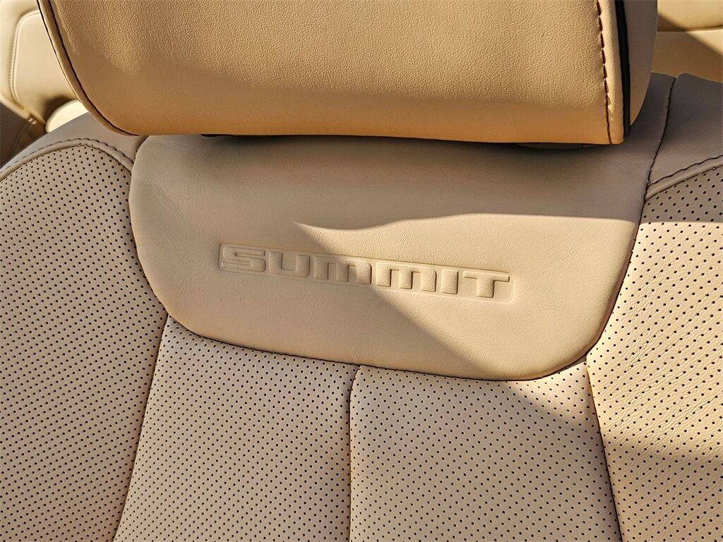 2025 Jeep Grand Cherokee Summit Gresham OR