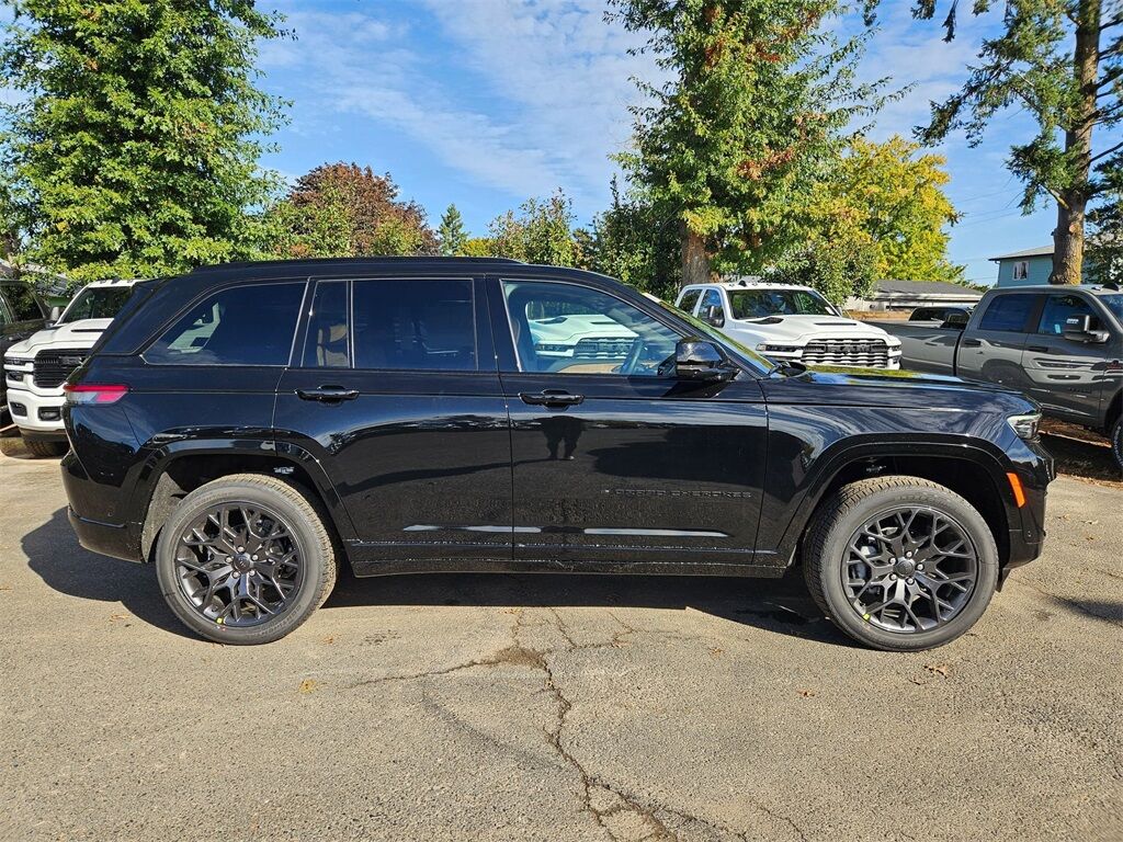 2025 Jeep Grand Cherokee Summit Gresham OR