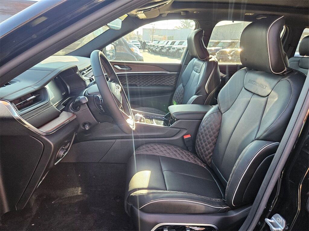 2025 Jeep Grand Cherokee Summit Gresham OR