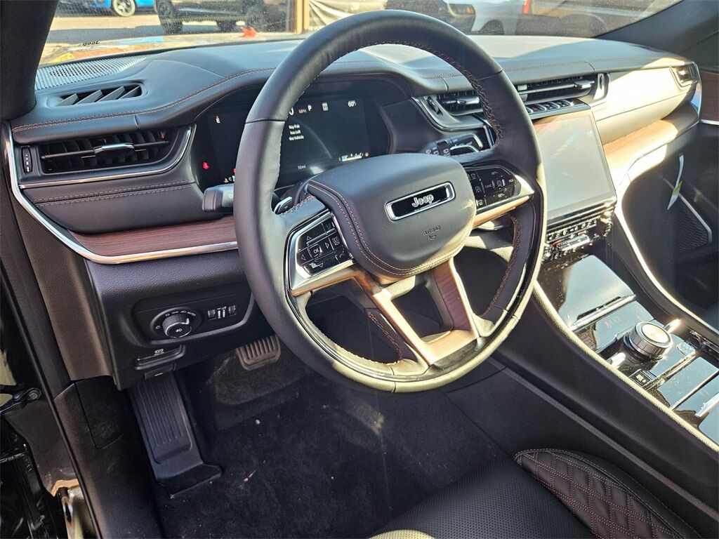 2025 Jeep Grand Cherokee Summit Gresham OR