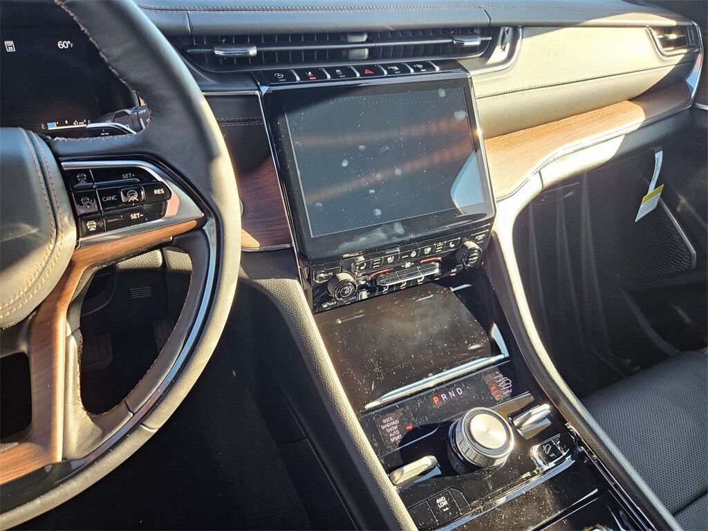 2025 Jeep Grand Cherokee Summit Gresham OR