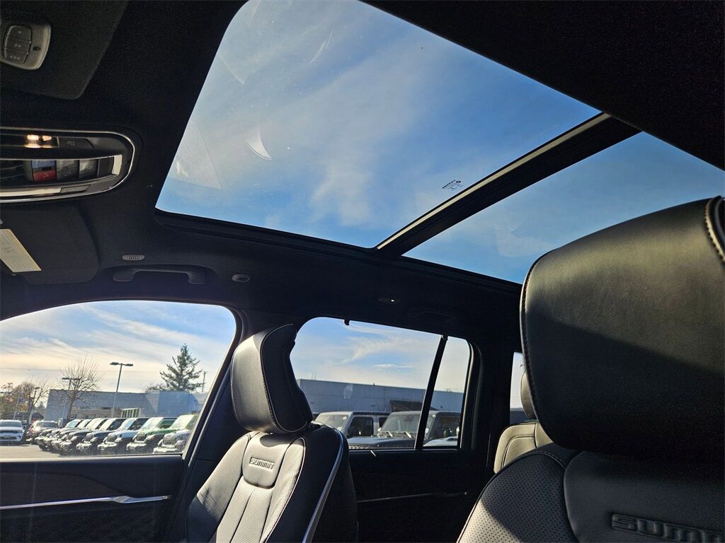 2025 Jeep Grand Cherokee Summit Gresham OR