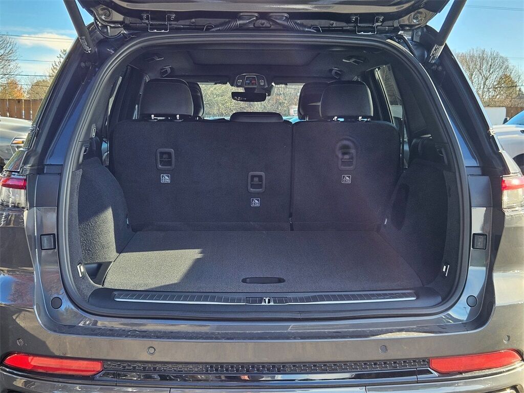 2025 Jeep Grand Cherokee Summit Gresham OR