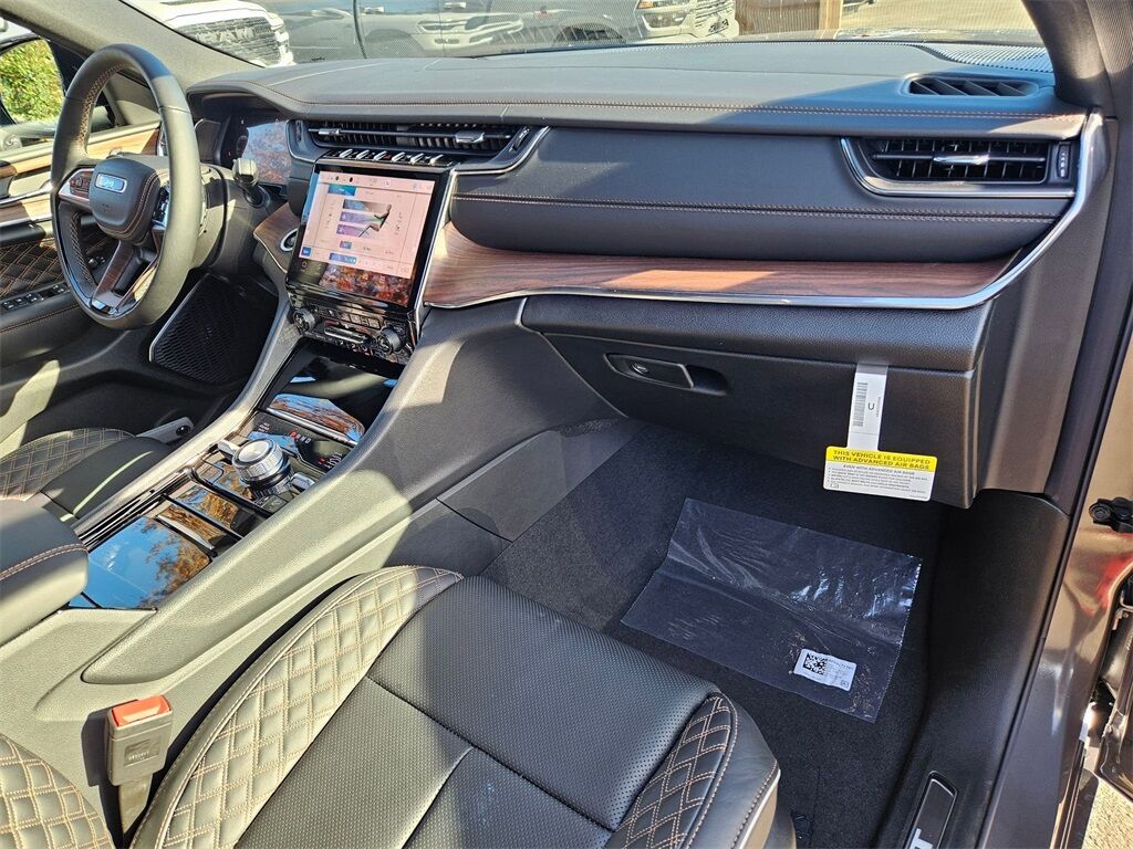 2025 Jeep Grand Cherokee Summit Gresham OR