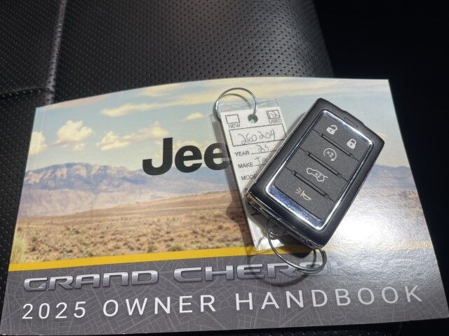 2025 Jeep Grand Cherokee Summit Reserve Marshfield MA