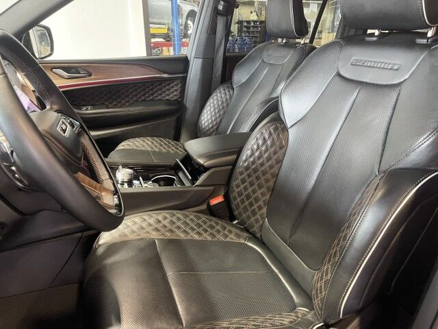 2025 Jeep Grand Cherokee Summit Reserve Marshfield MA