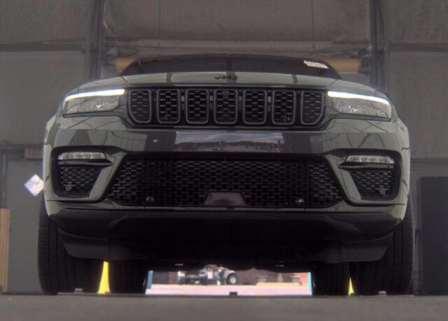 2025 Jeep Grand Cherokee Summit Reserve