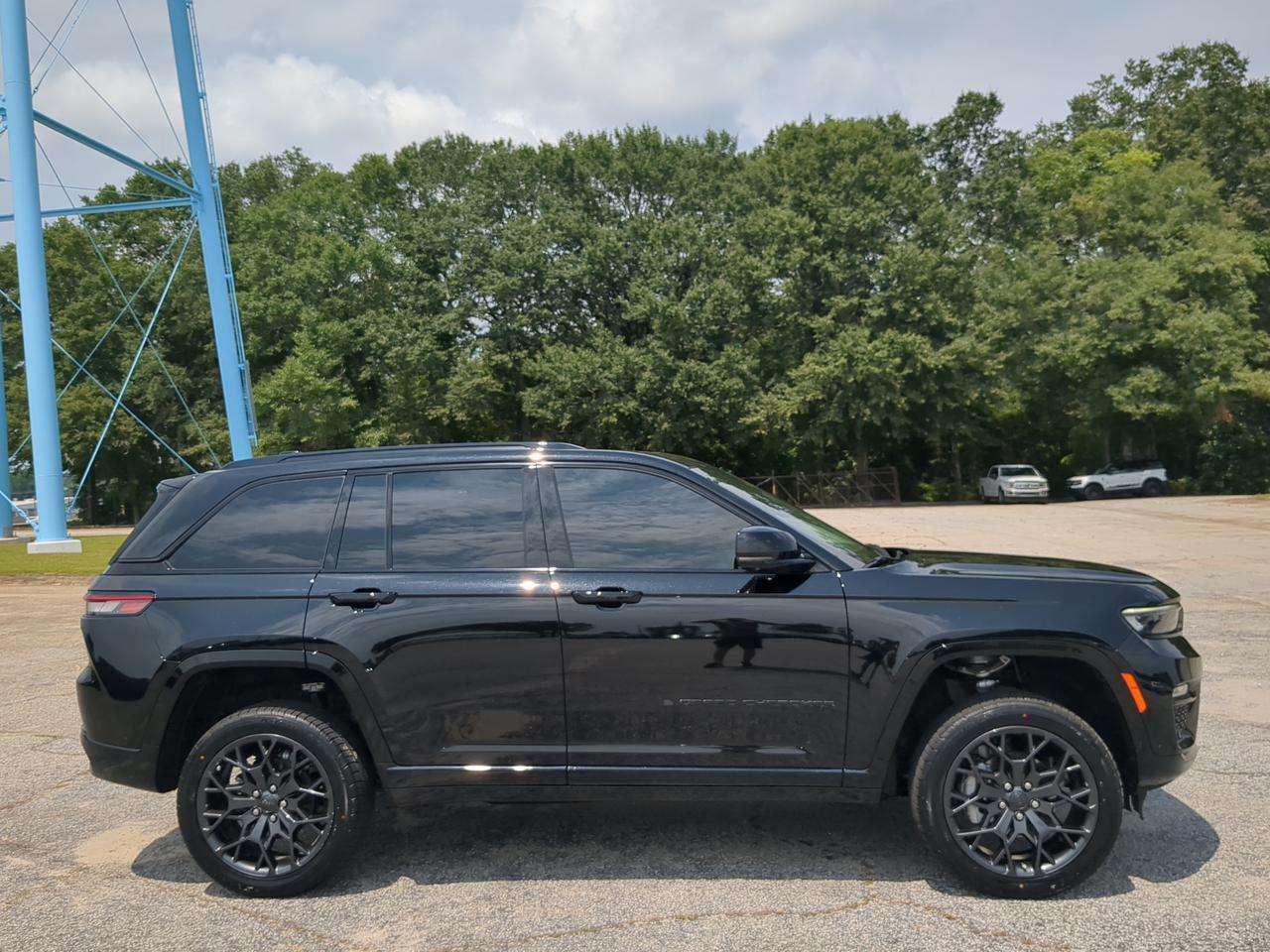 2025 Jeep Grand Cherokee Summit Reserve Appleton WI